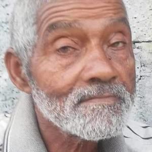 Meet your Posher, Emanuel